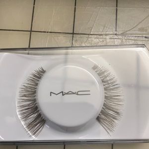 MAC eye lashes